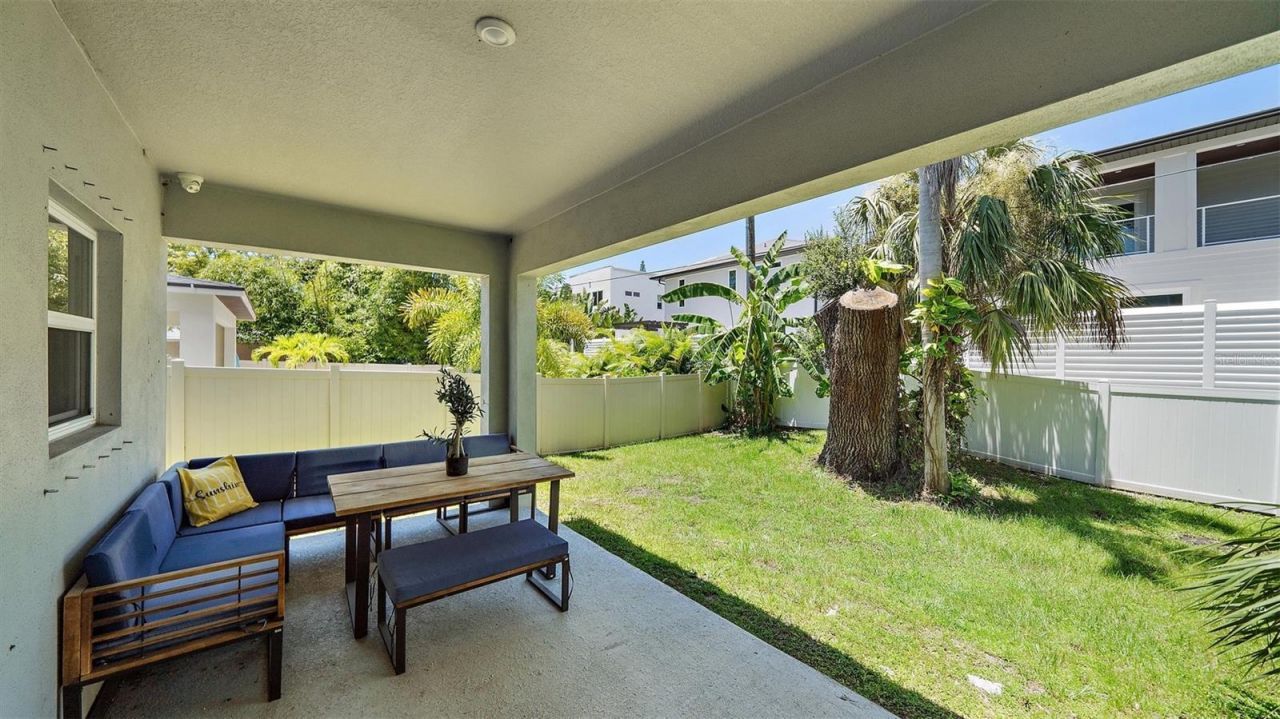 2587 Temple Street, Sarasota, FL 34239 Photo