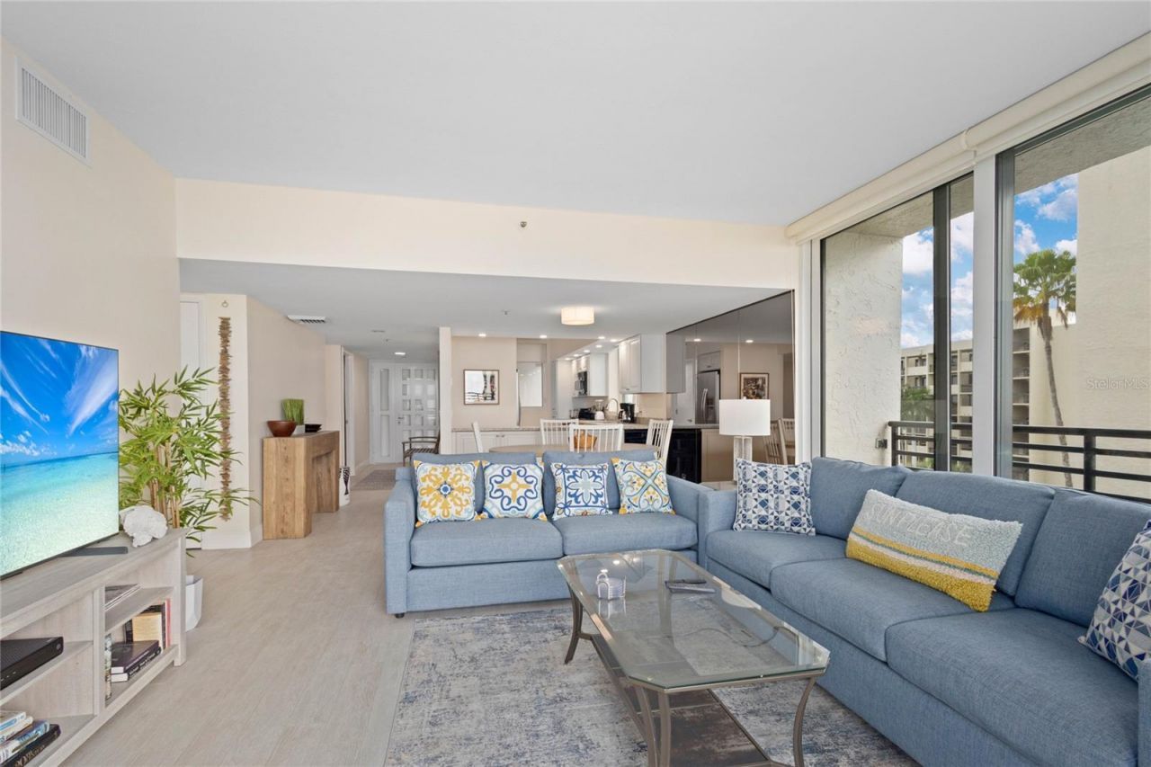 1145 Gulf Of Mexico Drive, Unit 401, Longboat Key, FL 34228 Photo