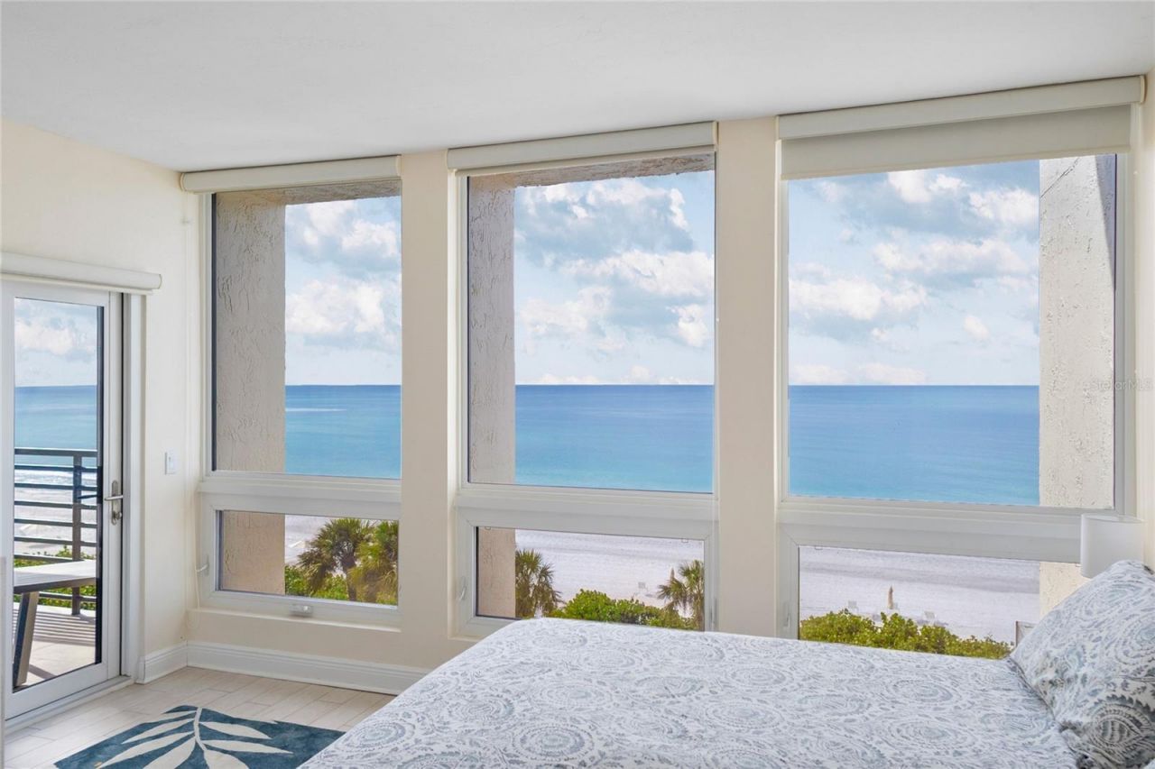 1145 Gulf Of Mexico Drive, Unit 401, Longboat Key, FL 34228 Photo