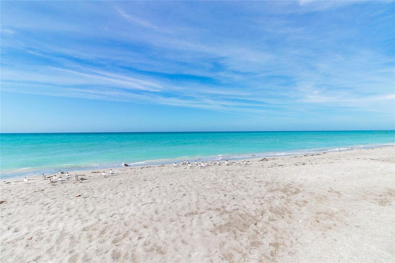 1145 Gulf Of Mexico Drive, Unit 401, Longboat Key, FL 34228 Photo