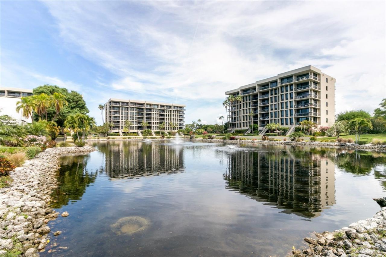 1145 Gulf Of Mexico Drive, Unit 401, Longboat Key, FL 34228 Photo