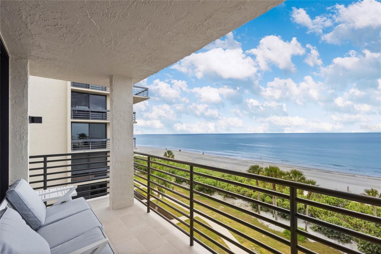 1145 Gulf Of Mexico Drive, Unit 401, Longboat Key, FL 34228 Photo