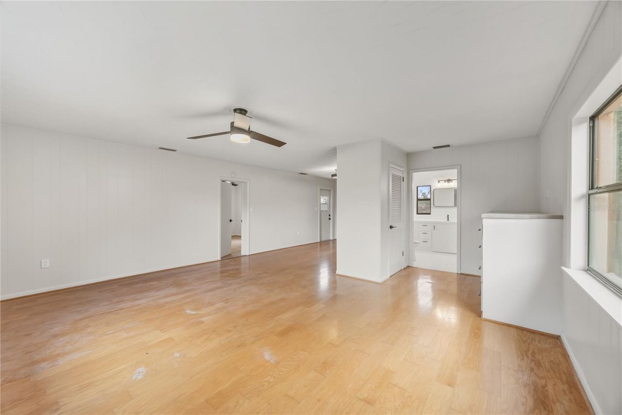 274 W Kings Highway, Center Hill, FL 33514 Photo