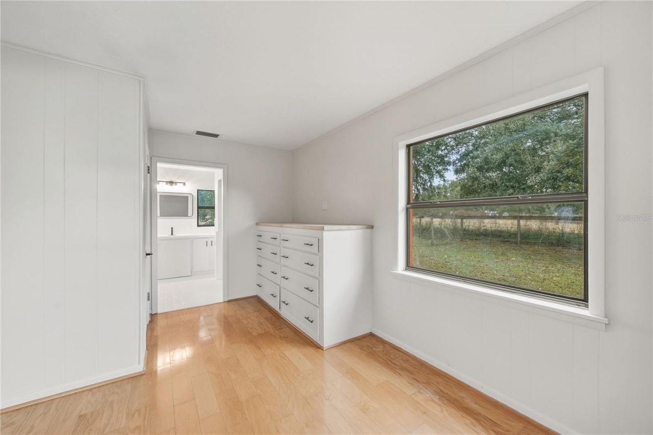 274 W Kings Highway, Center Hill, FL 33514 Photo