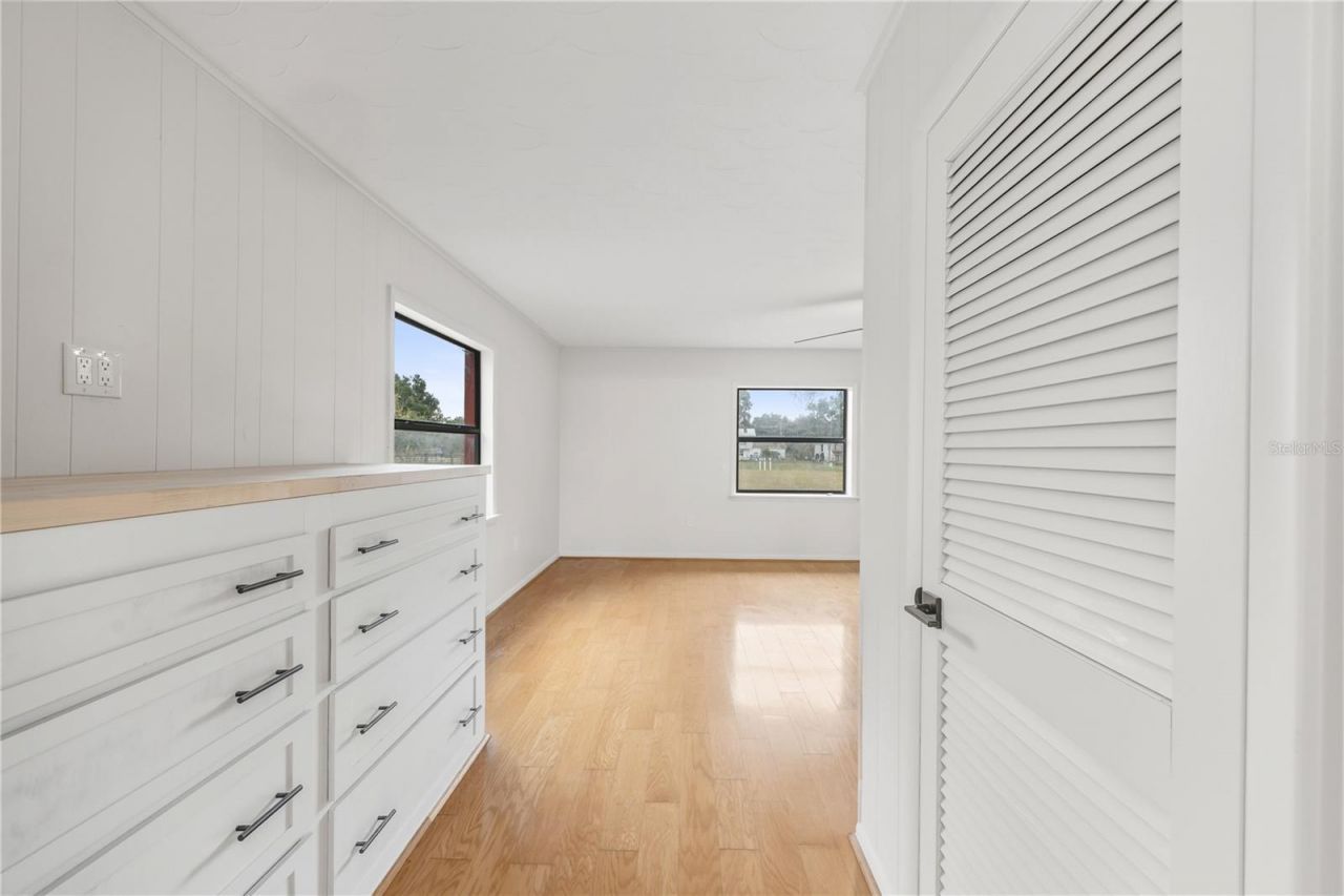 274 W Kings Highway, Center Hill, FL 33514 Photo