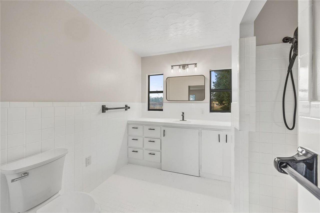 274 W Kings Highway, Center Hill, FL 33514 Photo