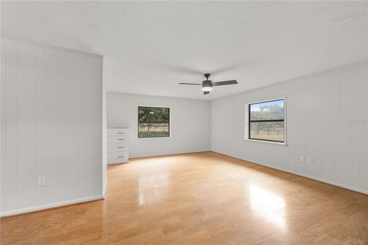 274 W Kings Highway, Center Hill, FL 33514 Photo