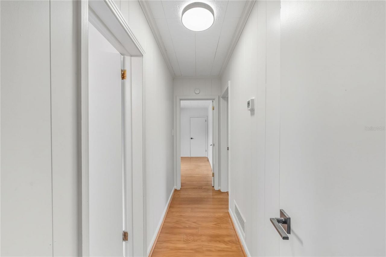 274 W Kings Highway, Center Hill, FL 33514 Photo