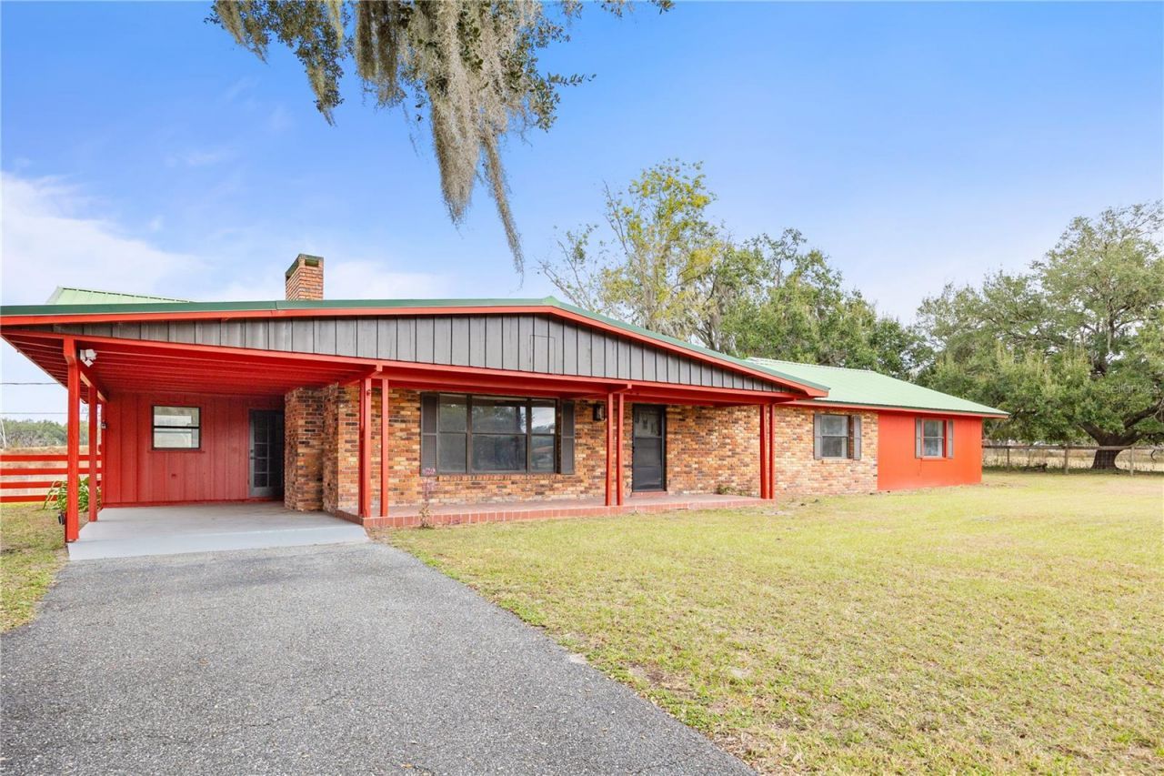 274 W Kings Highway, Center Hill, FL 33514 Photo