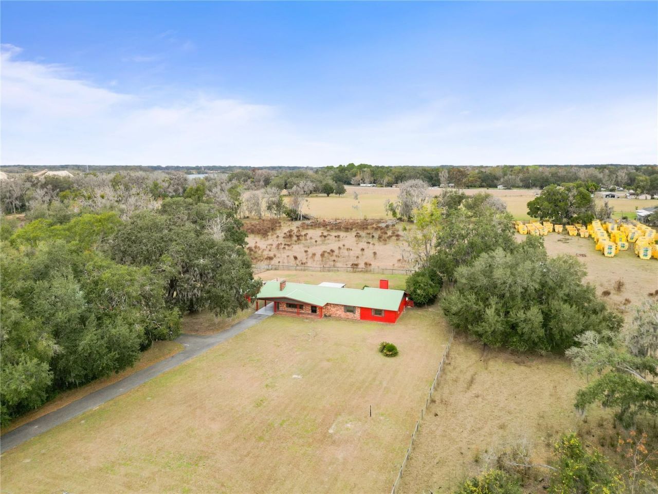 274 W Kings Highway, Center Hill, FL 33514 Photo