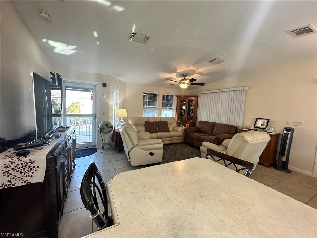 1514 Diamond Lake Cir, Naples, FL 34114 Photo