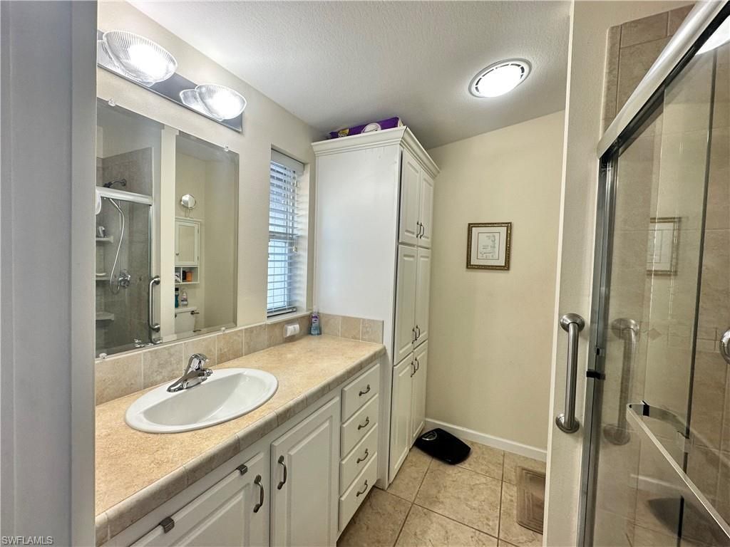 1514 Diamond Lake Cir, Naples, FL 34114 Photo