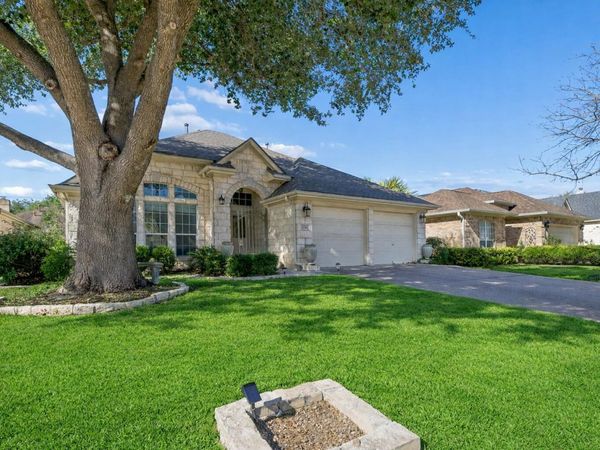 10316 Shinnecock Hills DR, Austin, TX 78747