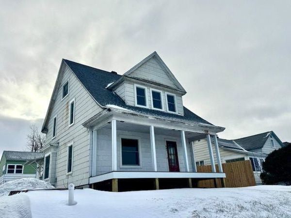 431 Madison St, Petoskey, MI 49770