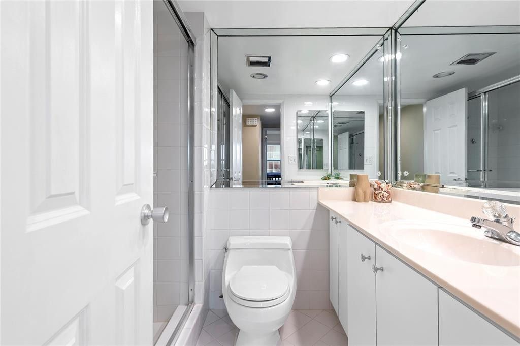 4010 Galt Ocean Drive, Unit 312, Fort Lauderdale, FL 33308 Photo