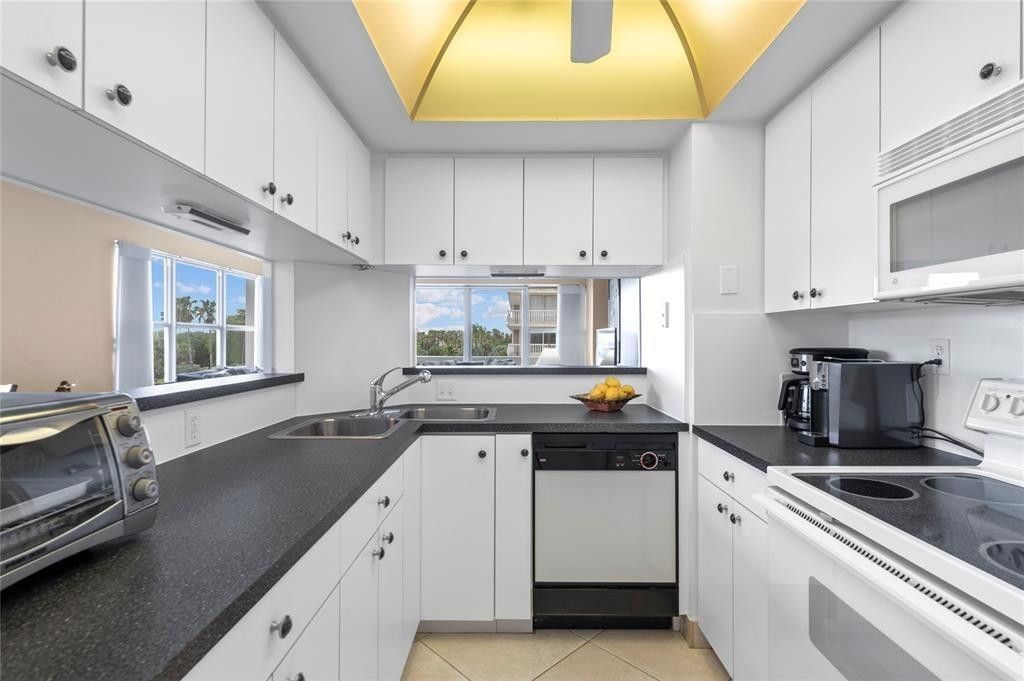 4010 Galt Ocean Drive, Unit 312, Fort Lauderdale, FL 33308 Photo