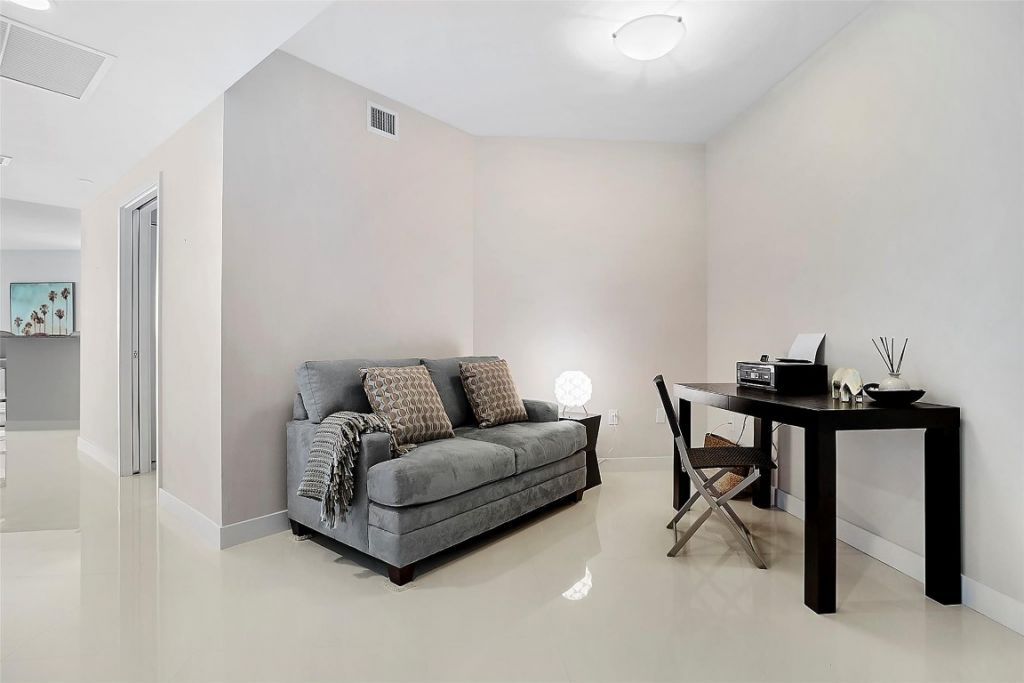 2831 N Ocean Boulevard, Unit 801N, Fort Lauderdale, FL 33308 Photo