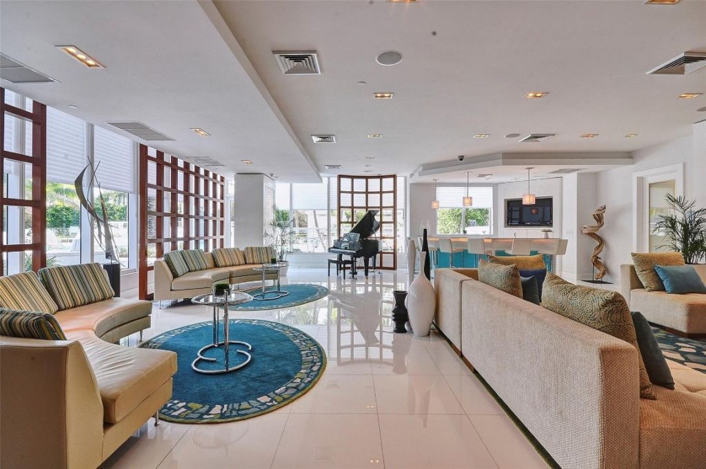 2831 N Ocean Boulevard, Unit 801N, Fort Lauderdale, FL 33308 Photo