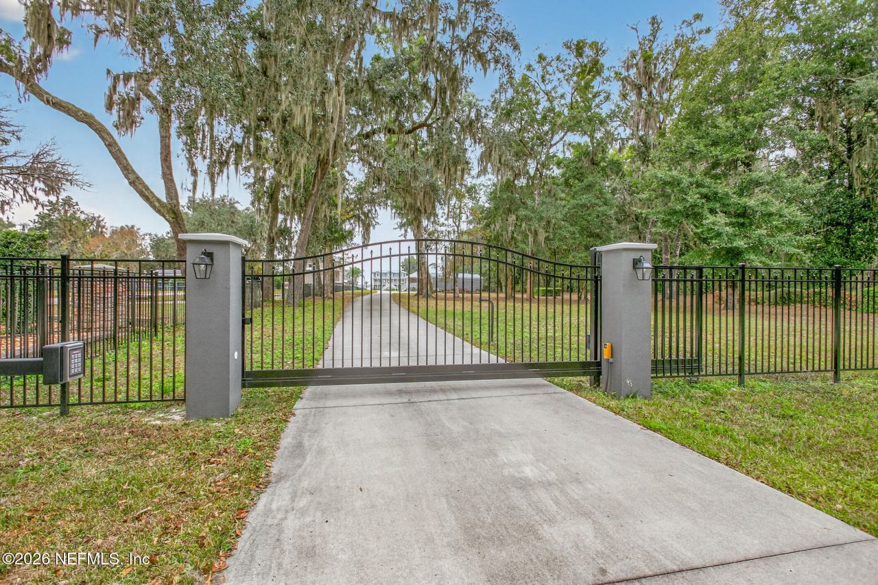 4708 State Rd 13 N, Saint Johns, FL 32259 Photo