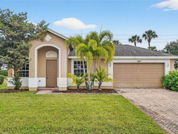 9907 E Verona Circle, Vero Beach, FL 32966