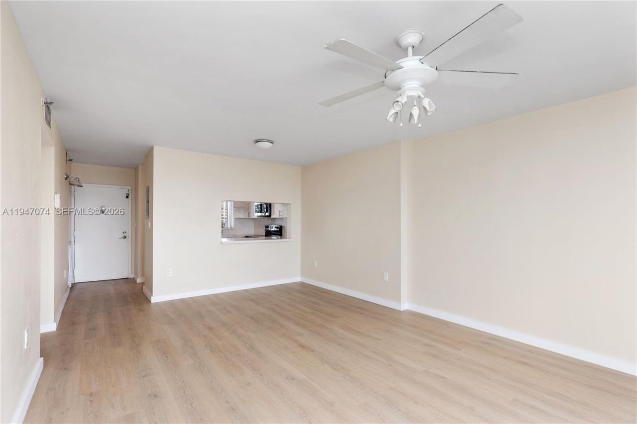 1700 NW N River Dr, Unit 708, Miami, FL 33125 Photo