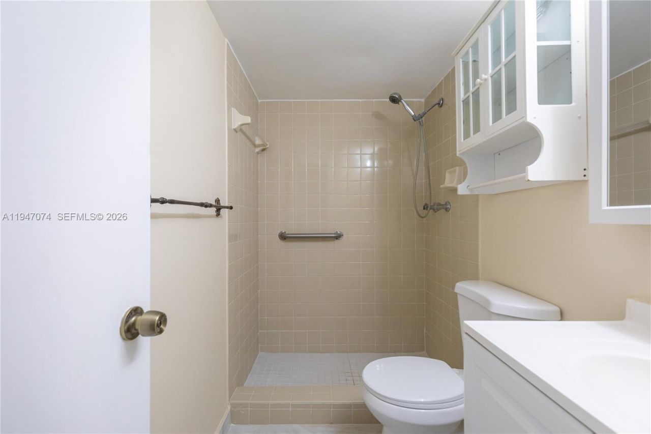 1700 NW N River Dr, Unit 708, Miami, FL 33125 Photo