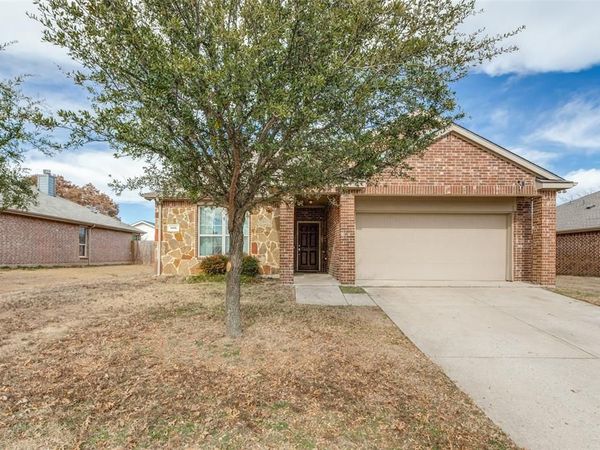 506 Bryn Mawr Lane, Van Alstyne, TX 75495