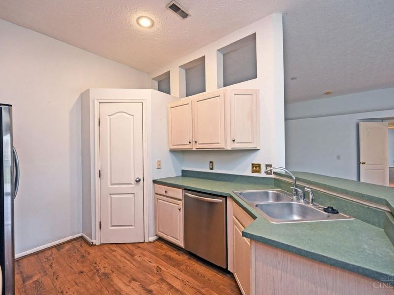 7790 Fancycab Court, Springfield Twp., OH 45231 Photo 16