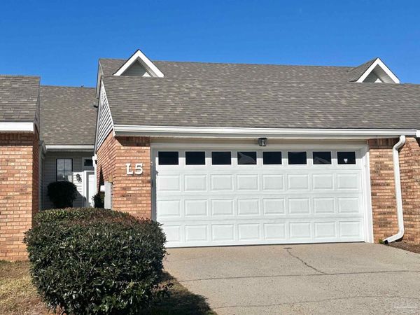 5051 Grande Dr, Unit L5, Pensacola, FL 32504