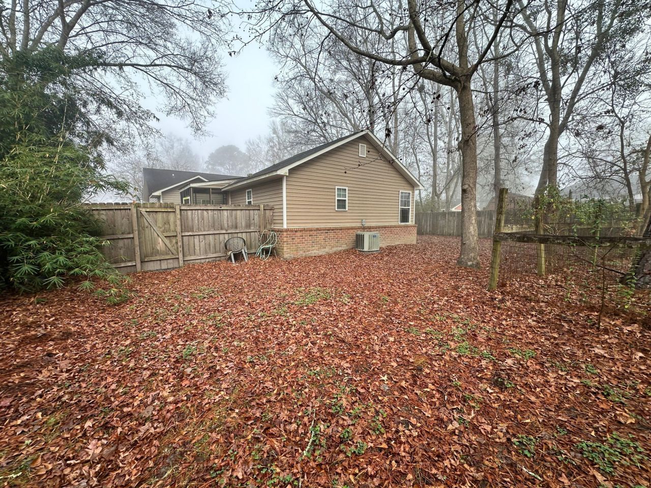 97 Four Iron Court Photo 31