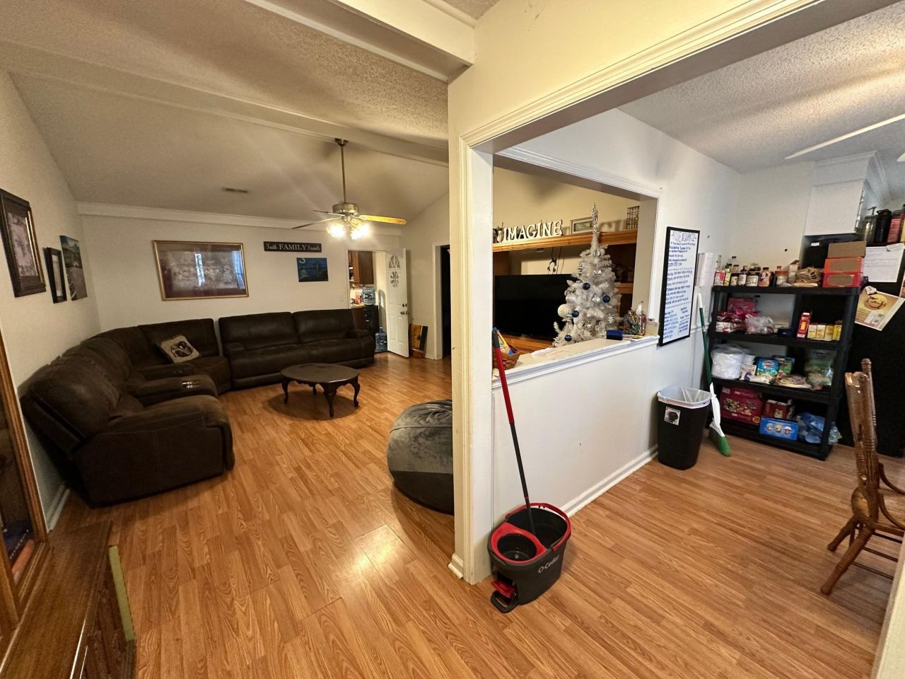 97 Four Iron Court Photo 4