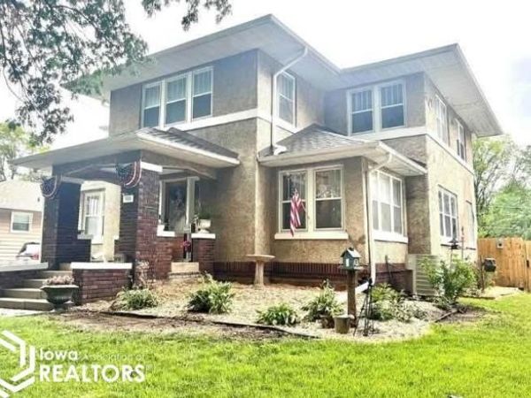 906 Locust Street, Atlantic, IA 50022