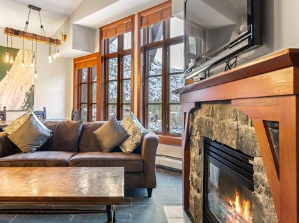 1850 Village South Road, Olympic Valley, CA 96146 Photo