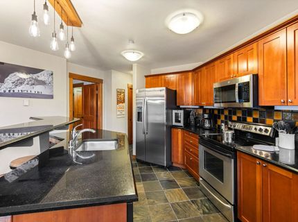 1850 Village South Road, Olympic Valley, CA 96146 Photo