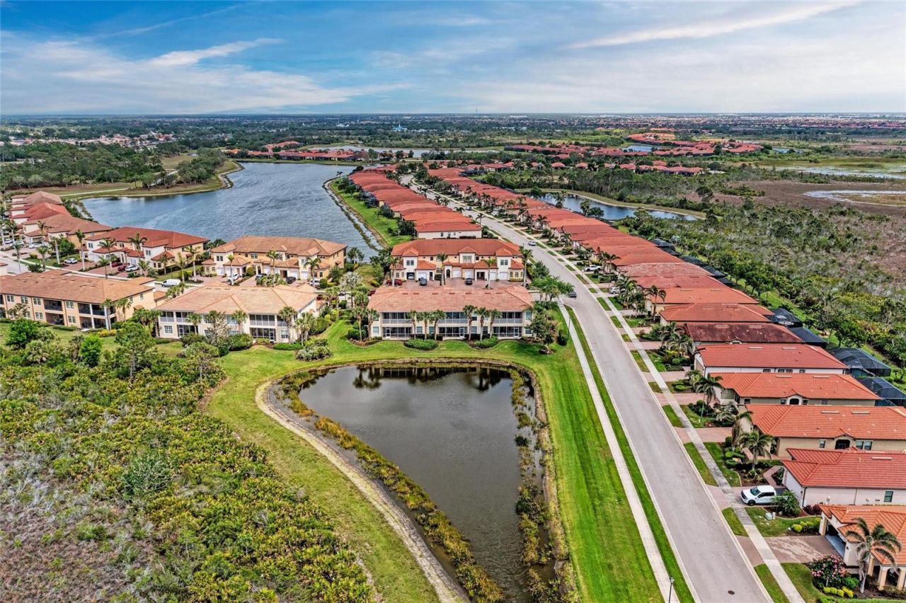 23261 Banbury Way, Unit 501, Venice, FL 34293 Photo