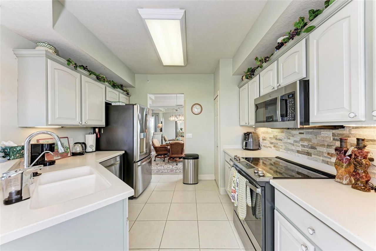 23261 Banbury Way, Unit 501, Venice, FL 34293 Photo