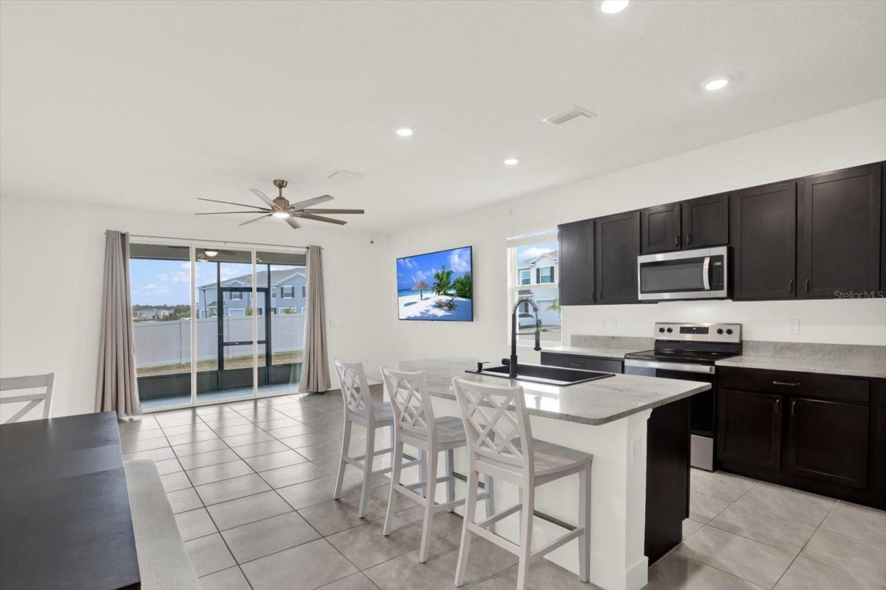 33018 Frosted Clover Way, Wesley Chapel, FL 33545 Photo