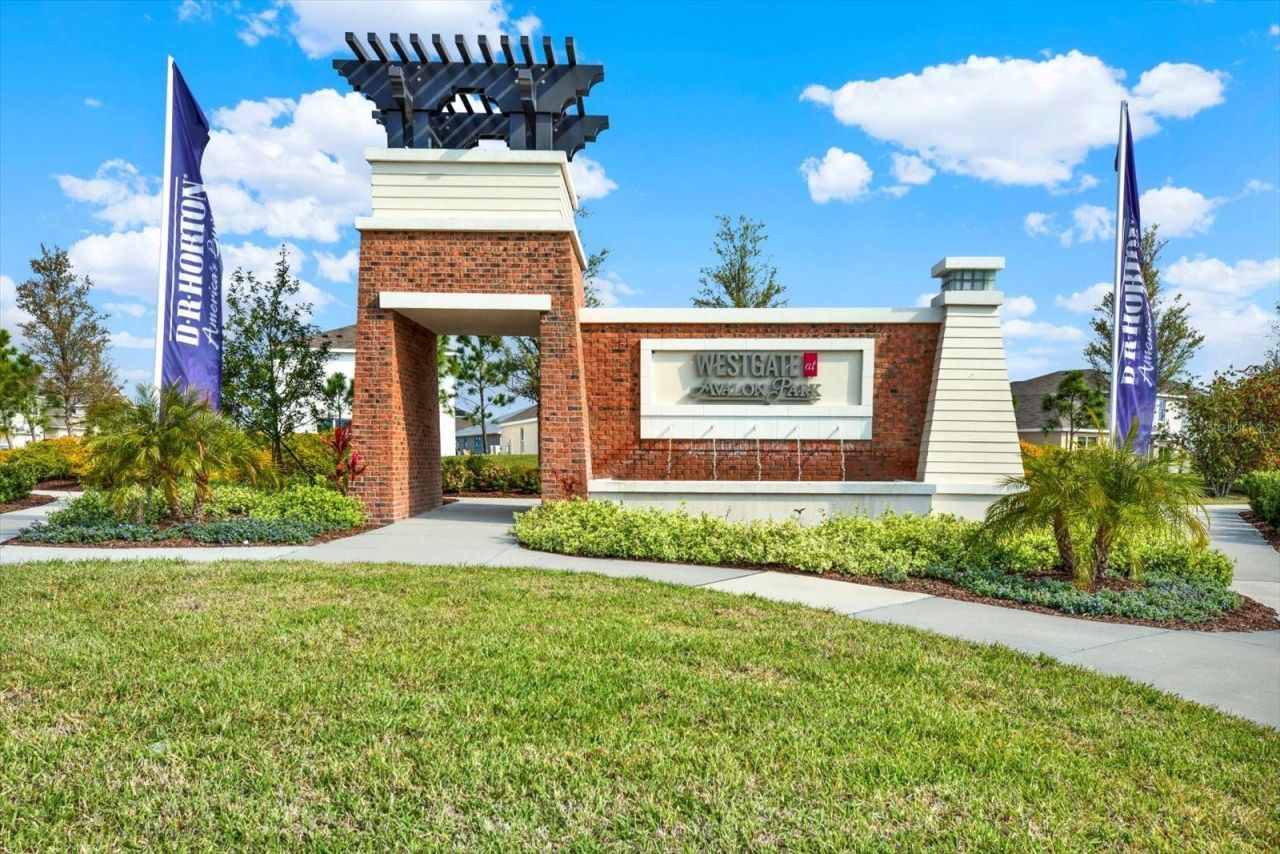 33018 Frosted Clover Way, Wesley Chapel, FL 33545 Photo