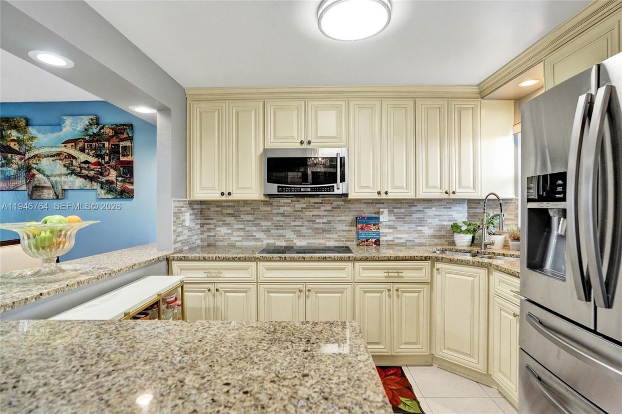 8900 Washington Blvd , Unit PH5, Pembroke Pines, FL 33025 Photo