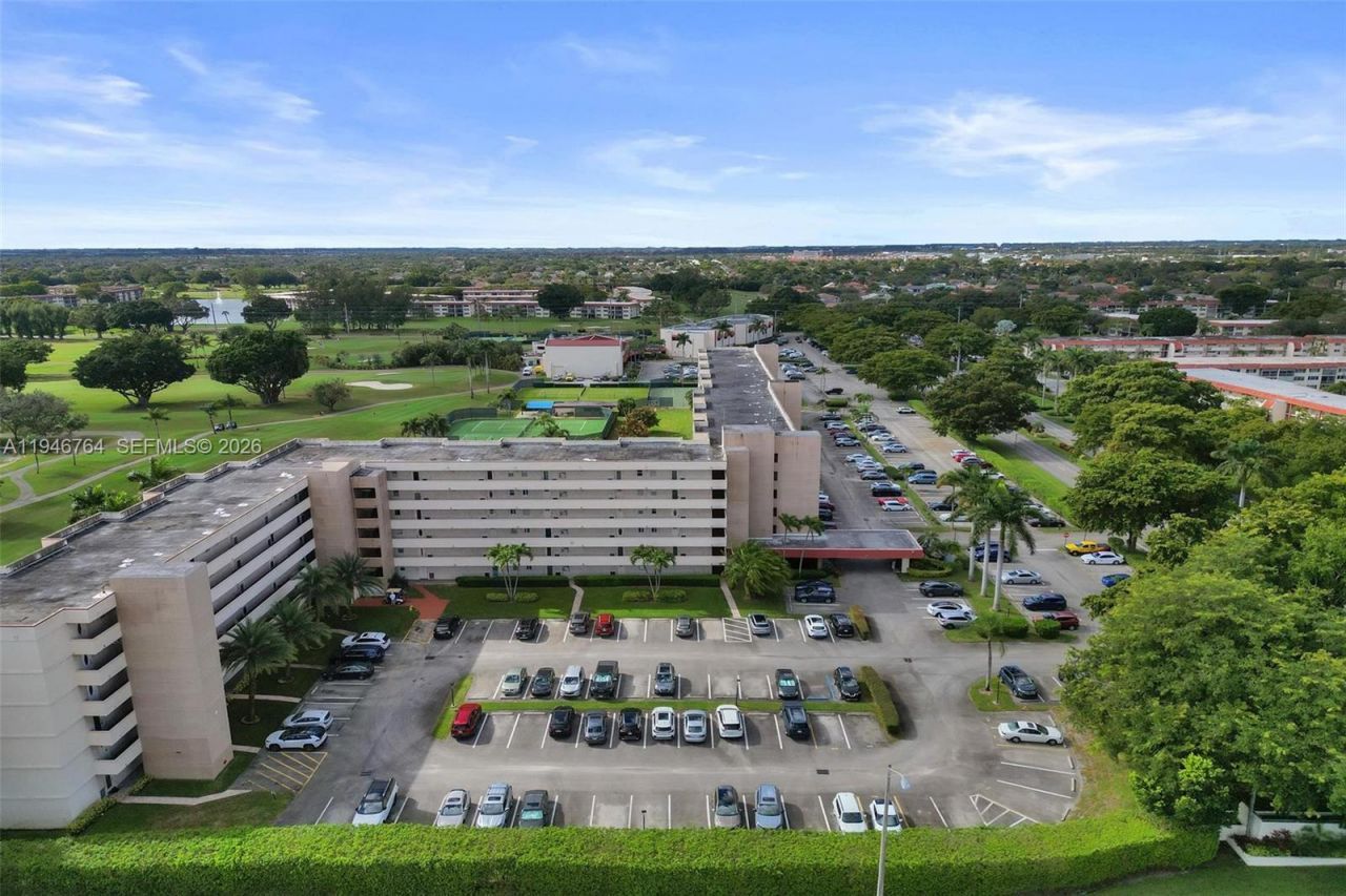 8900 Washington Blvd , Unit PH5, Pembroke Pines, FL 33025 Photo