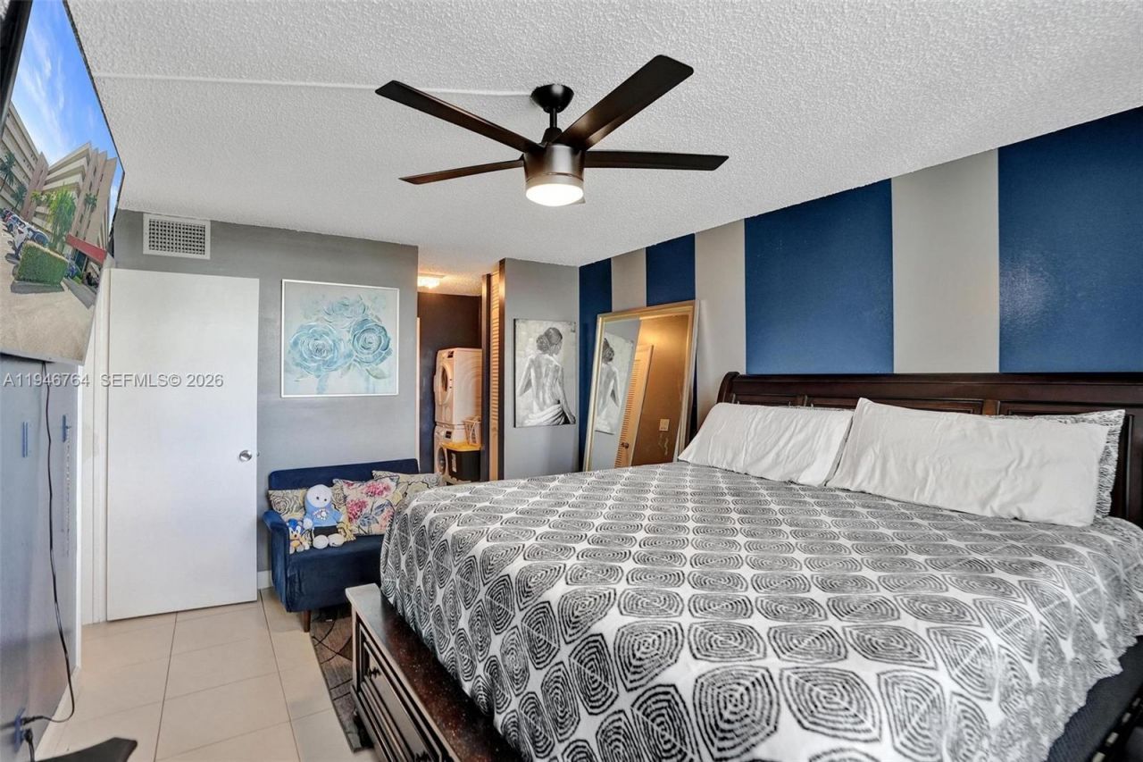 8900 Washington Blvd , Unit PH5, Pembroke Pines, FL 33025 Photo