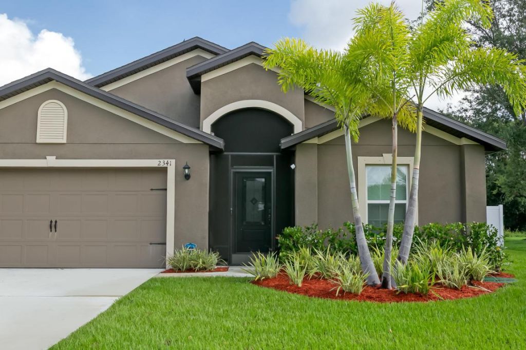 2341 SE Mariola Avenue, Port Saint Lucie, FL 34952 Photo