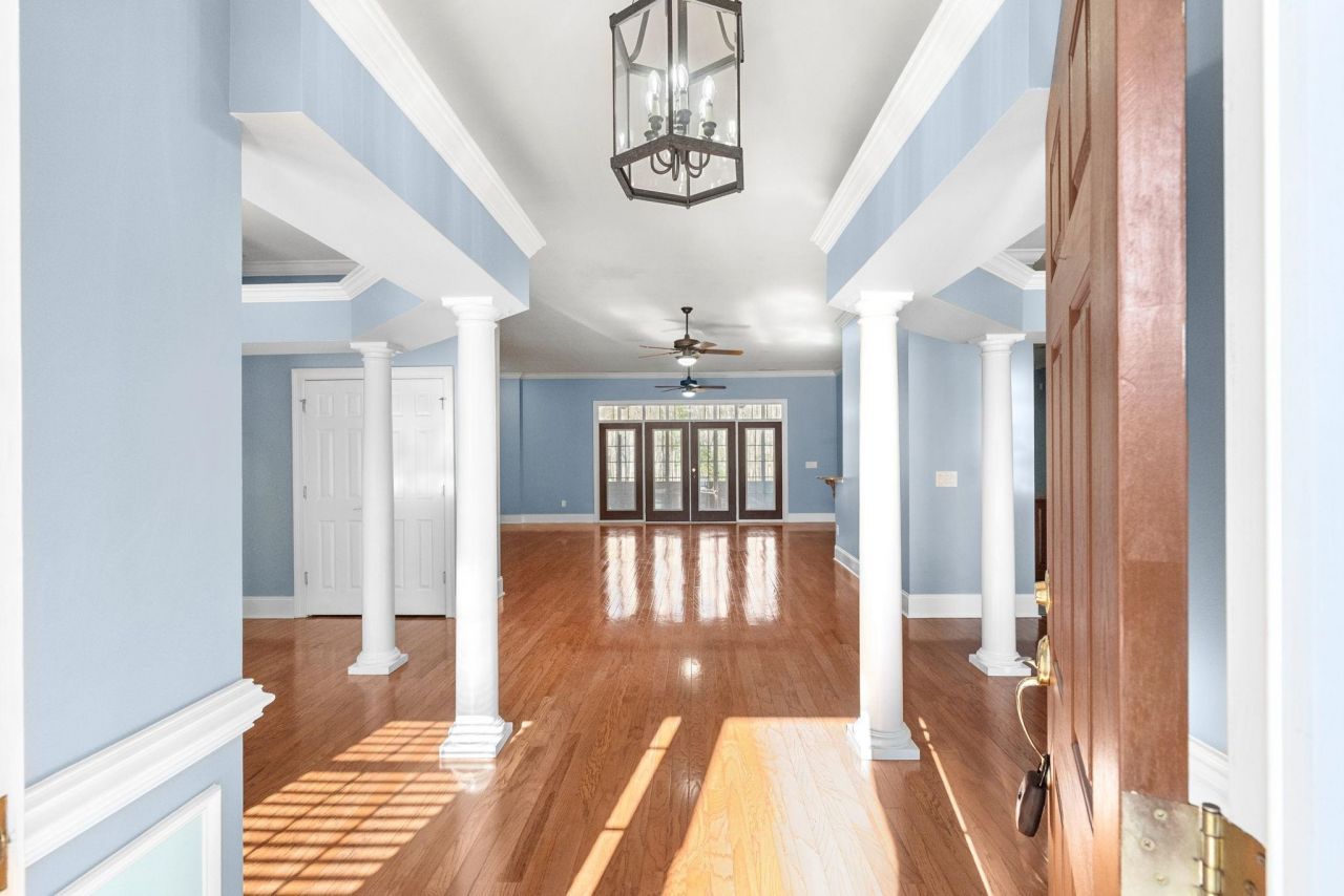 248 Long Ridge Dr. Photo 9