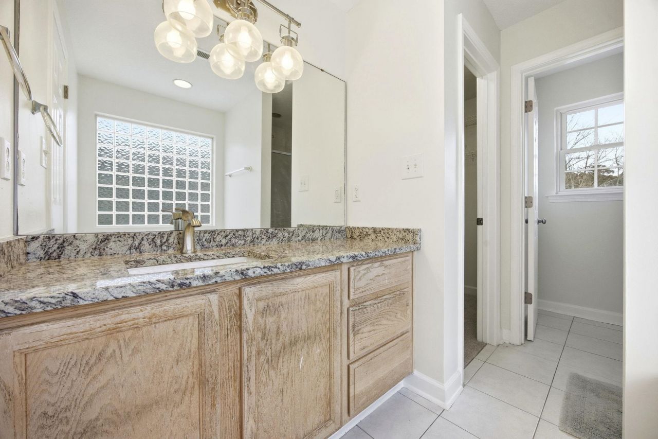 281 La Patos Dr. Photo 19