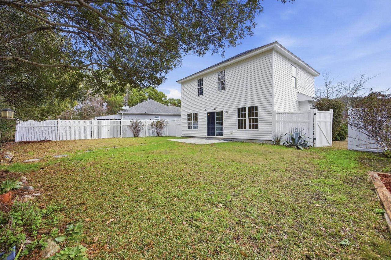 281 La Patos Dr. Photo 29