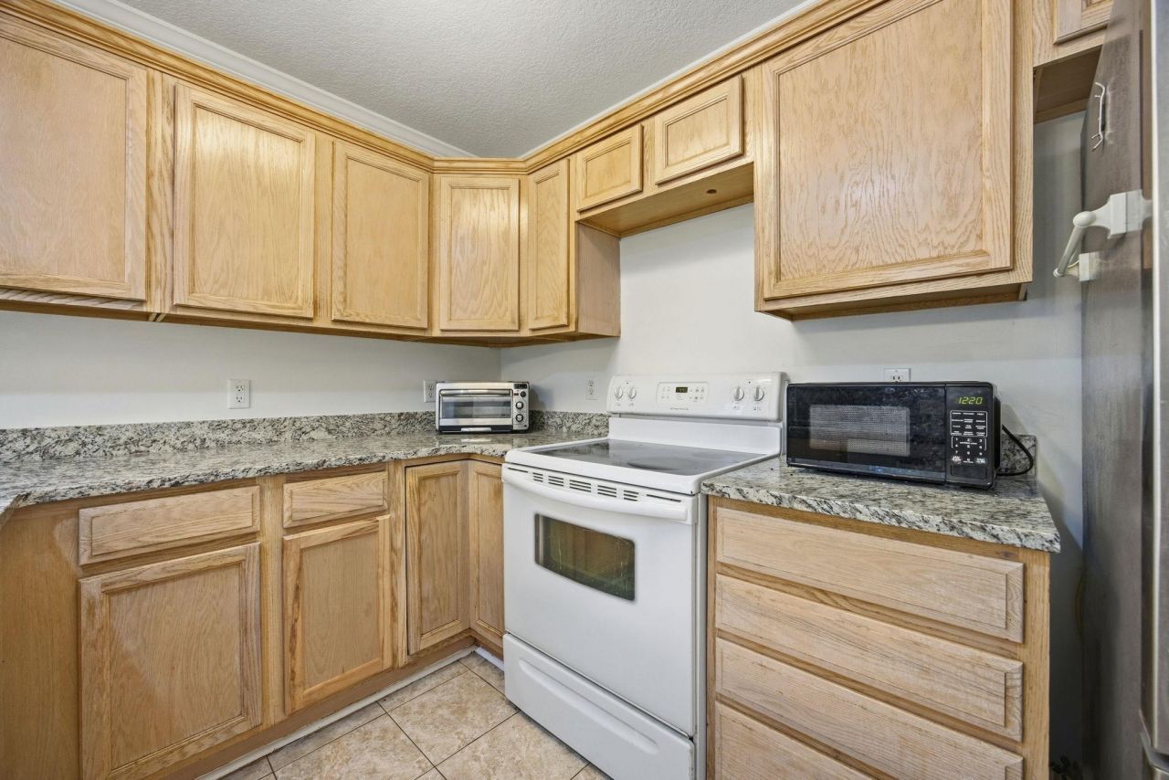 281 La Patos Dr. Photo 9