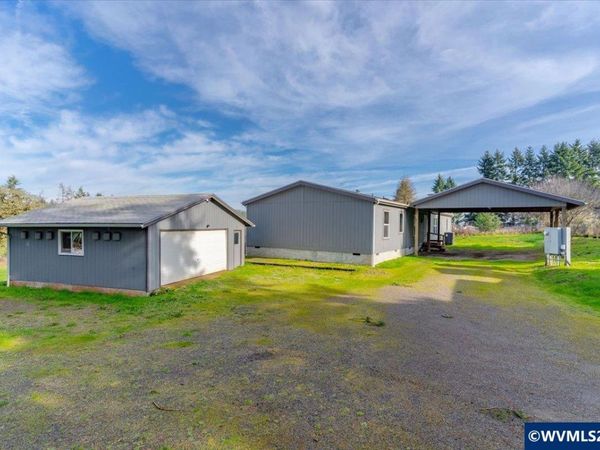 1033 Camelot Dr S, Salem, OR 97306