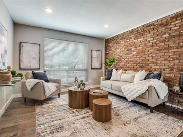 4340 Cedar Springs Road, Unit 205, Dallas, TX 75219