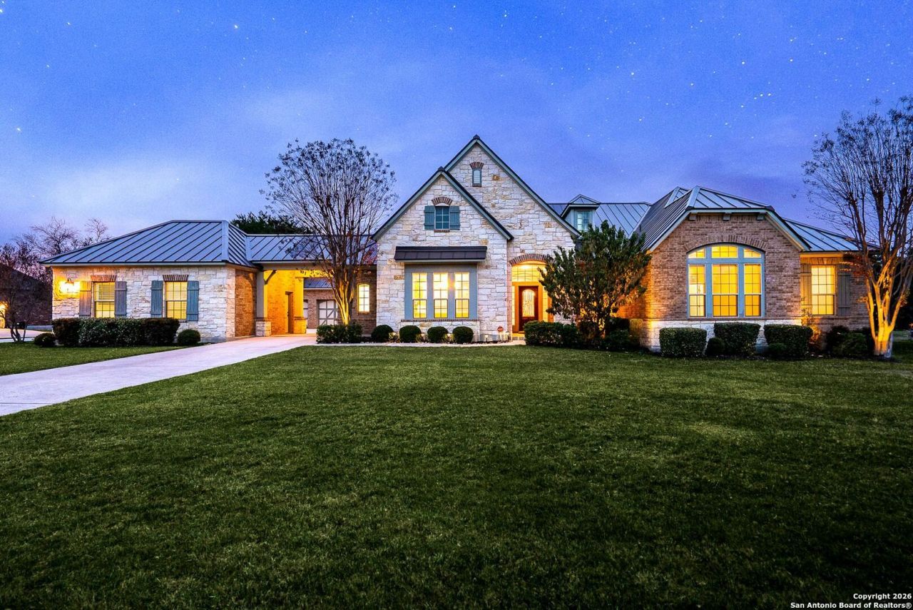 10811 Zedernholz Run, New Braunfels, TX 78132 Main Photo