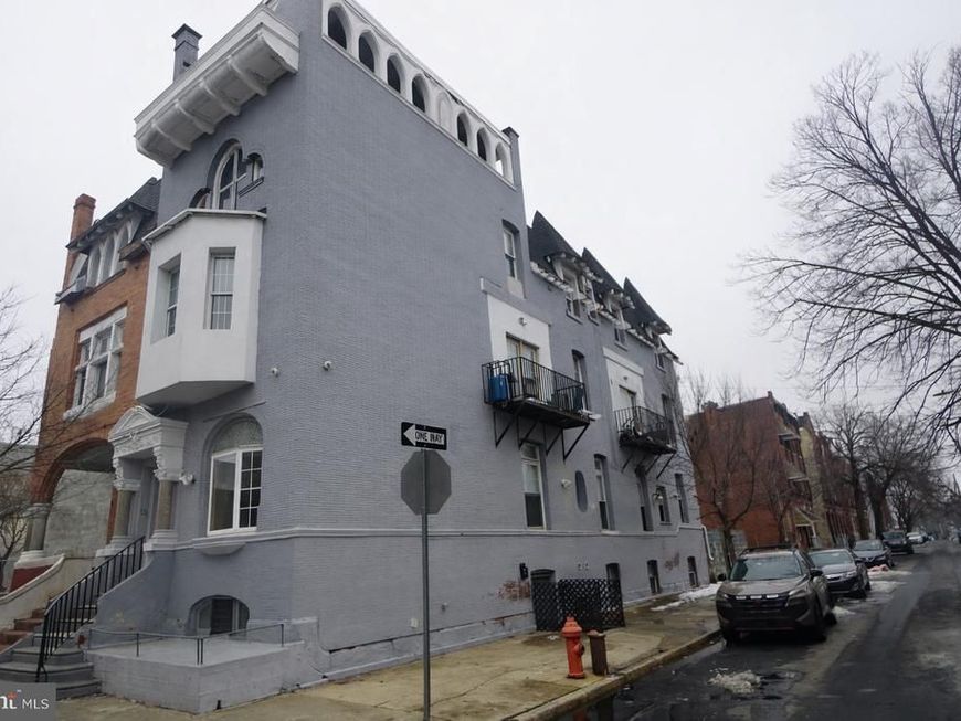 1921 W Diamond Street, Philadelphia, PA 19121 Main Photo
